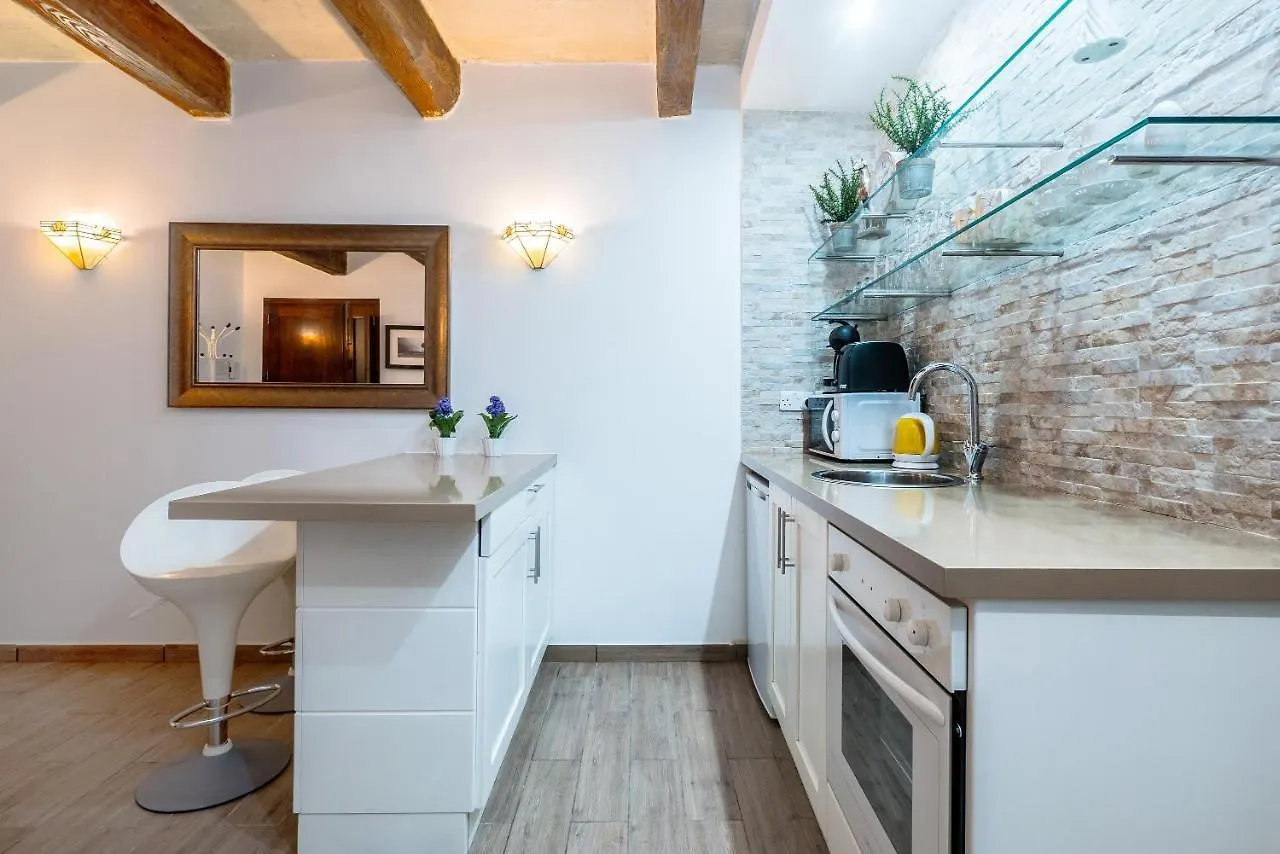 Valletta Main Street Apartment Deluxe Malta