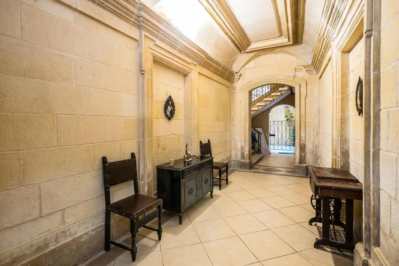 Valletta Main Street Apartment Deluxe Malta