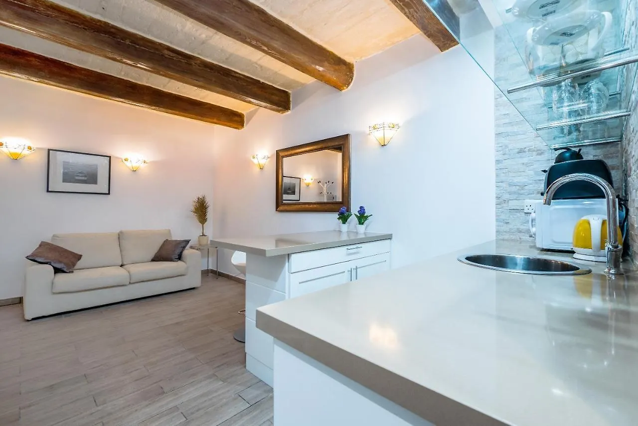 Valletta Main Street Apartment Deluxe