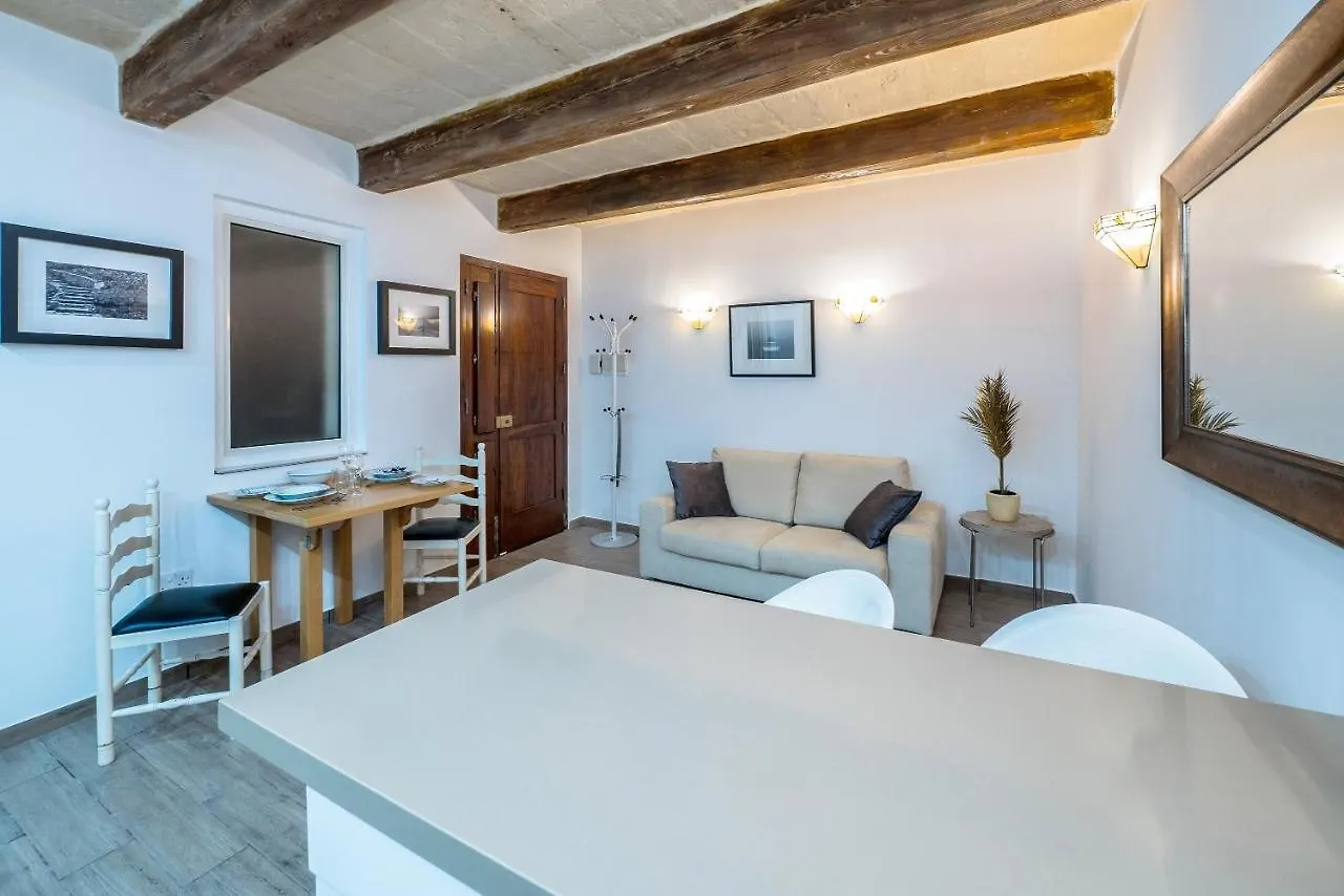 Valletta Main Street Apartment Deluxe Malta