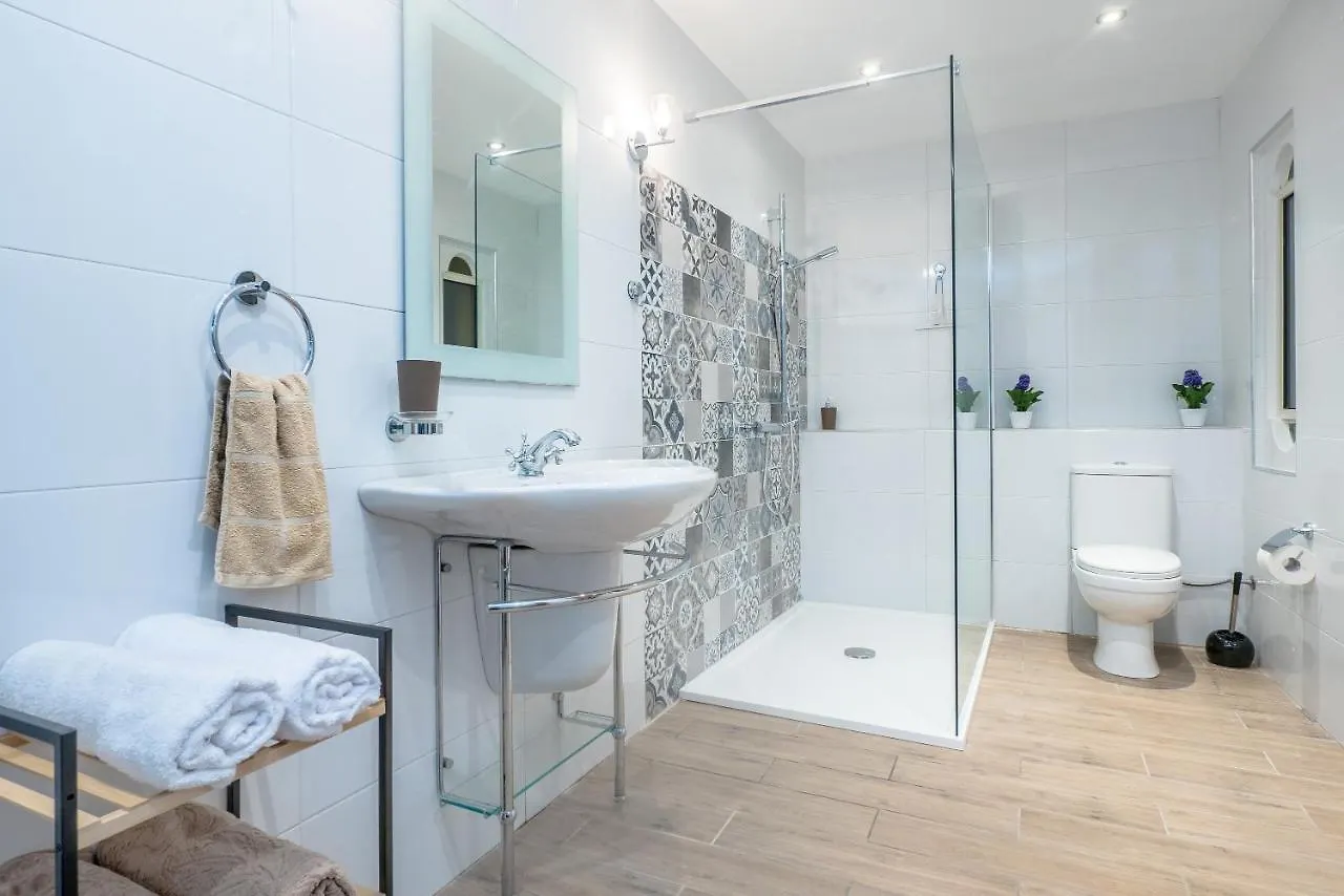 Valletta Main Street Apartment Deluxe 0*,  Malta