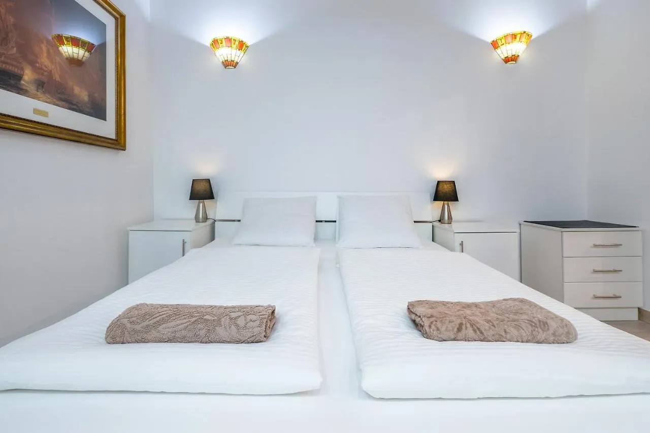 Valletta Main Street Apartment Deluxe