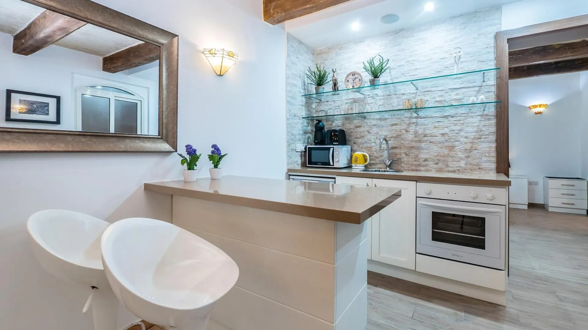 Valletta Main Street Apartment Deluxe 0*,