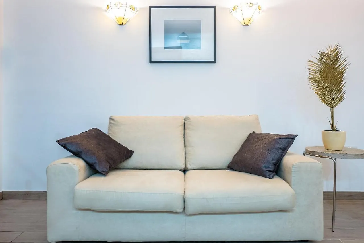 Valletta Main Street Apartment Deluxe contacts